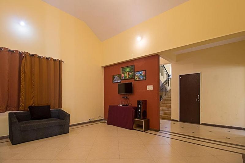 Seva Holidays Villa Ac Room 3Bh With Private Swmming Pool Big Living Room لونافالا المظهر الخارجي الصورة