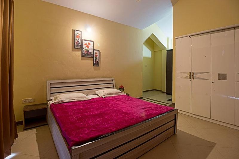 Seva Holidays Villa Ac Room 3Bh With Private Swmming Pool Big Living Room لونافالا المظهر الخارجي الصورة